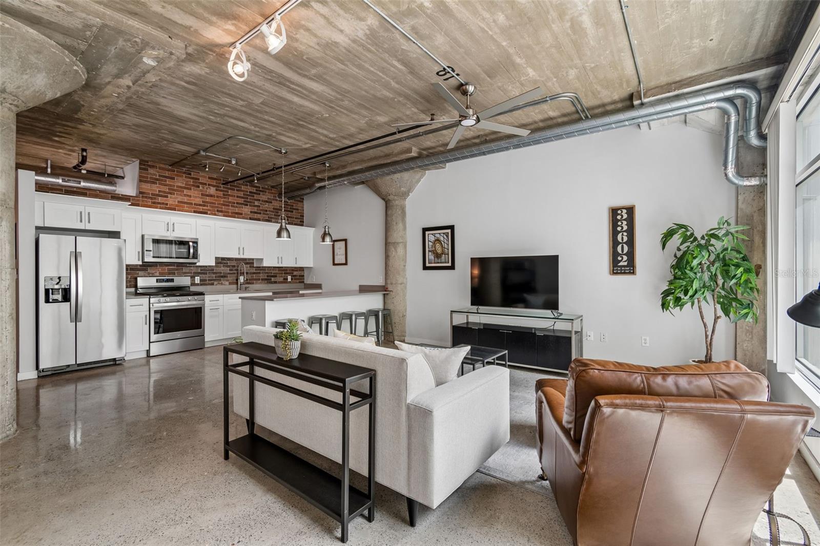 VICTORY LOFTS A CONDO - Residential