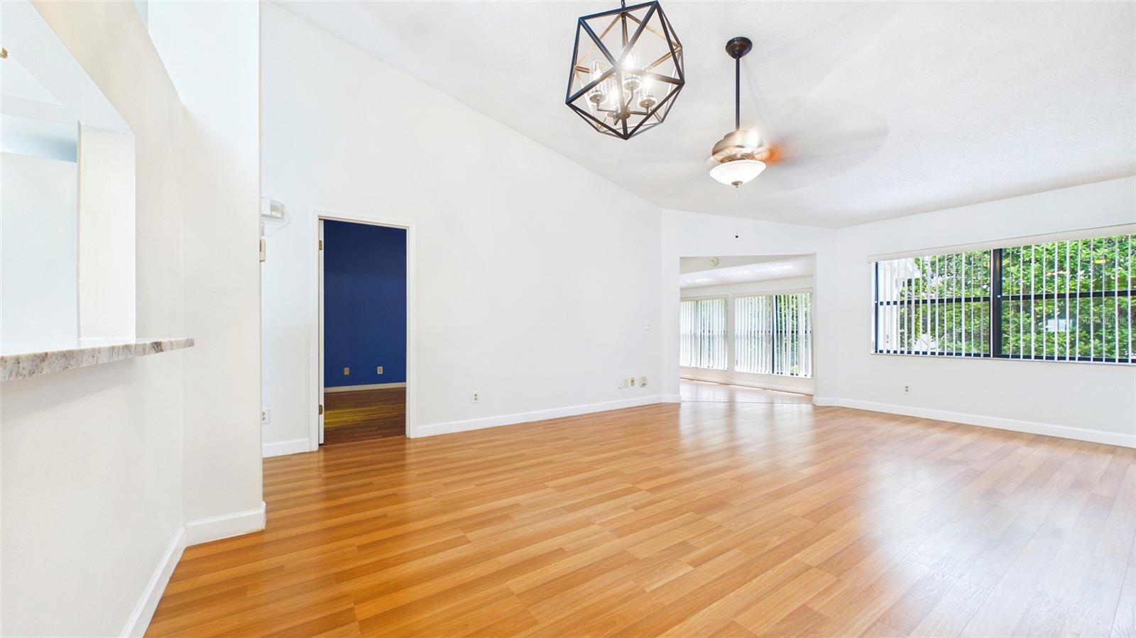 VILLAS OF FOREST PARK CONDO - Residential