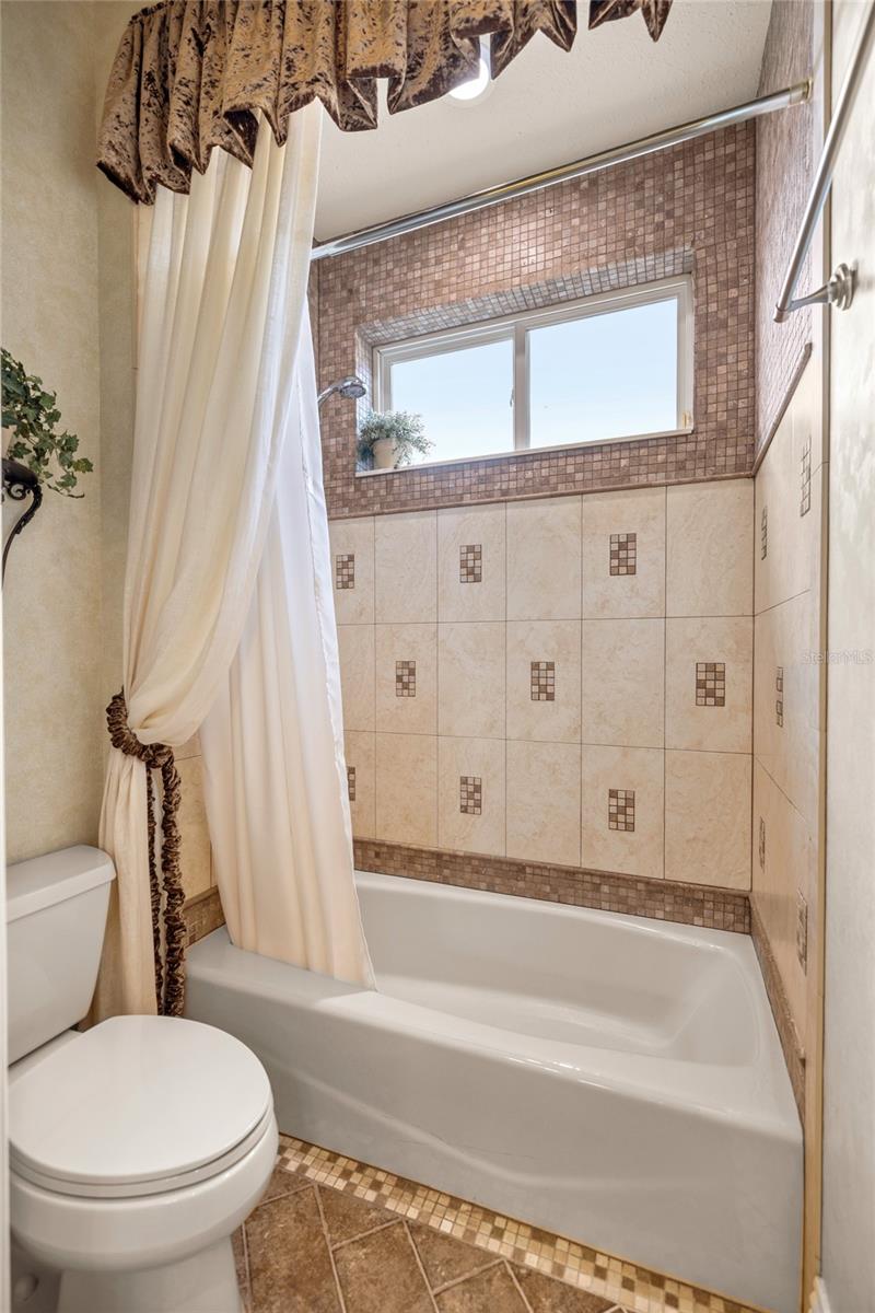 JULIETTE FALLS - Residential