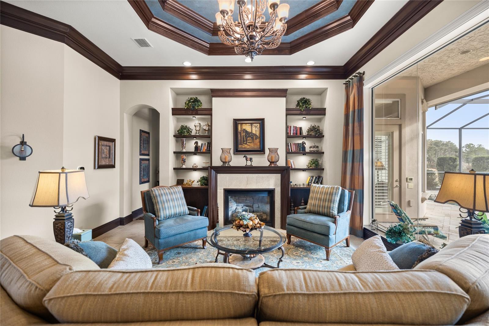 JULIETTE FALLS - Residential
