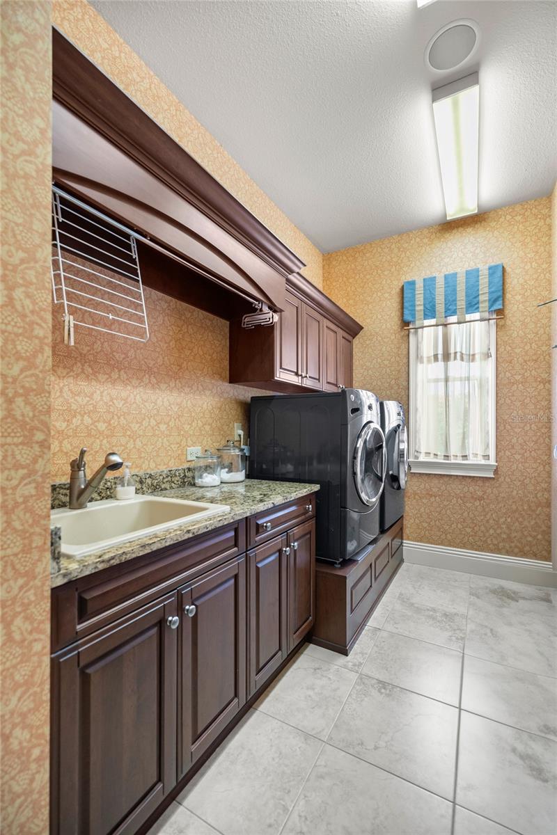 JULIETTE FALLS - Residential