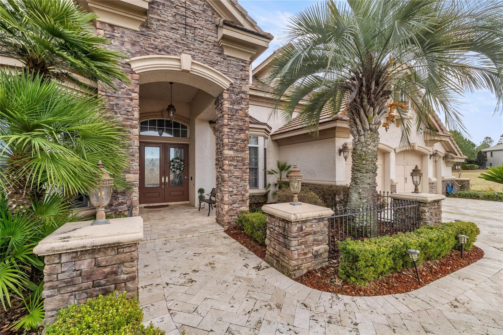 JULIETTE FALLS - Residential