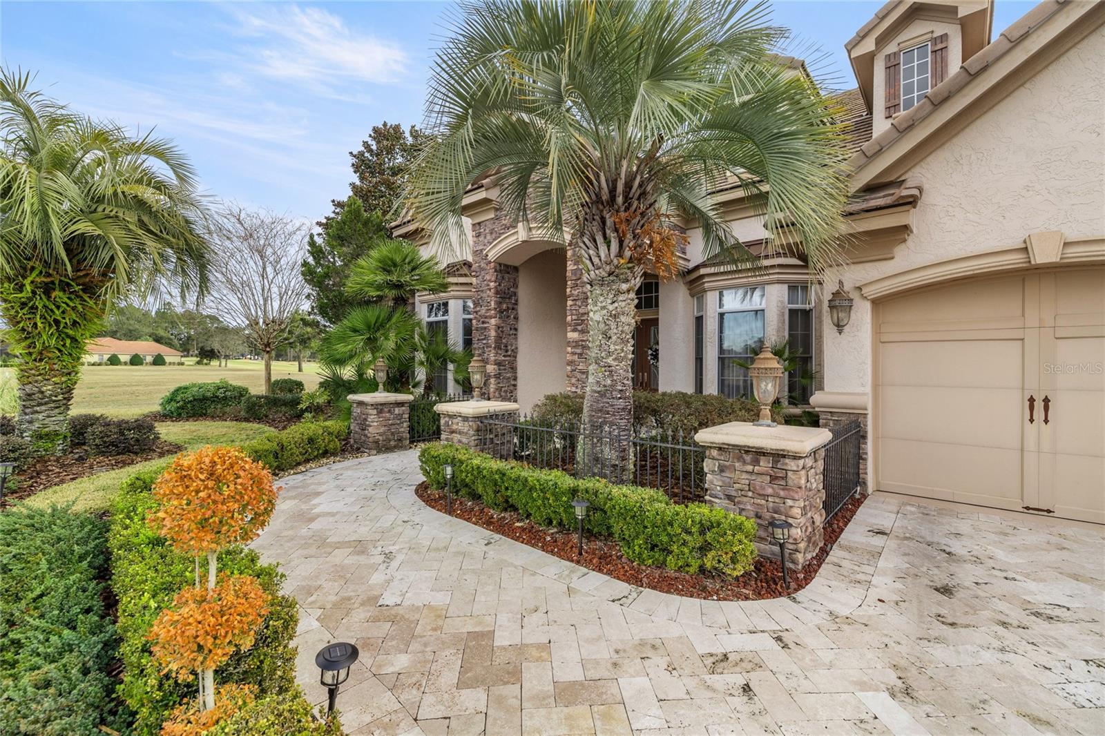 JULIETTE FALLS - Residential