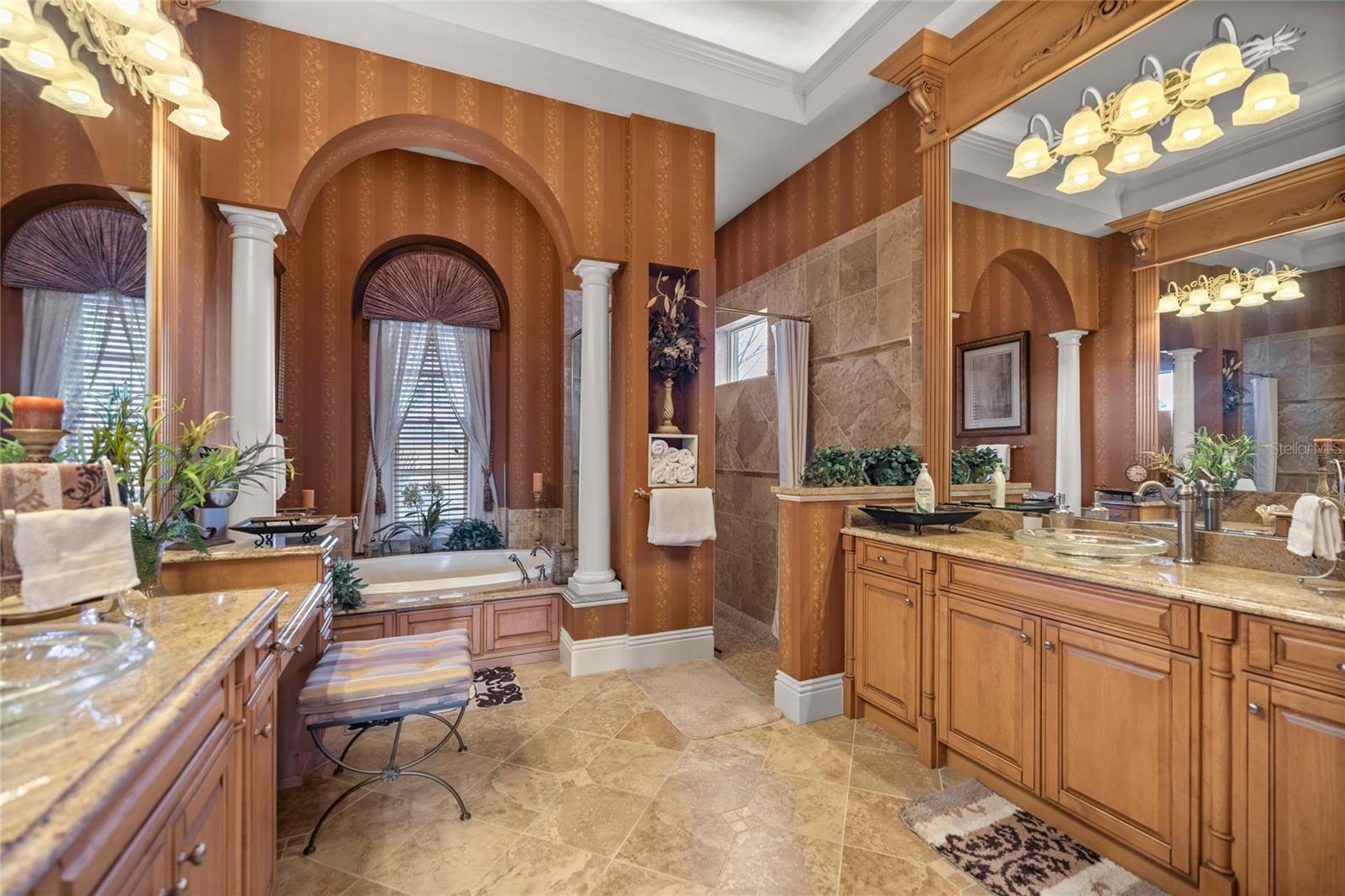 JULIETTE FALLS - Residential