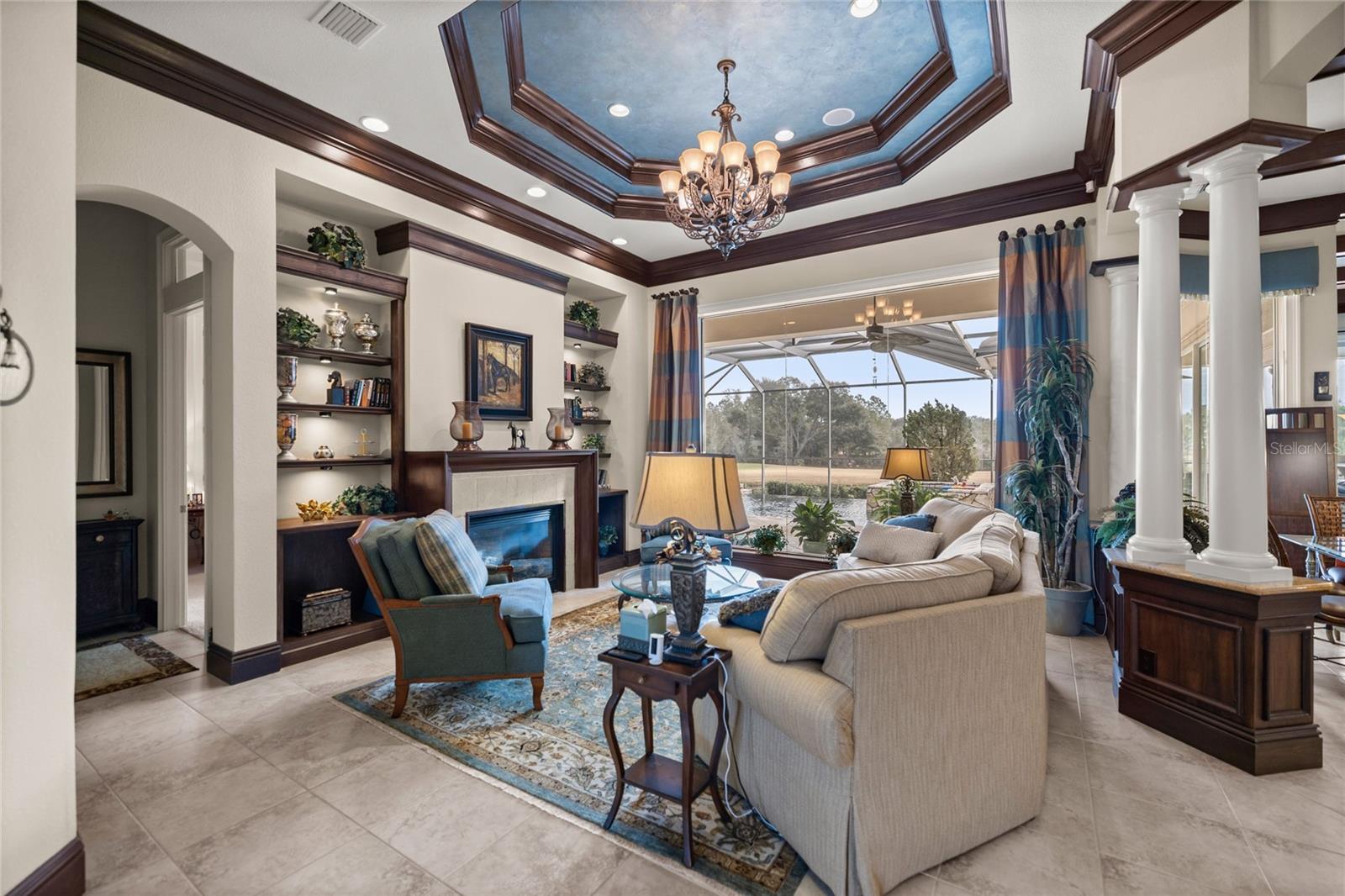 JULIETTE FALLS - Residential