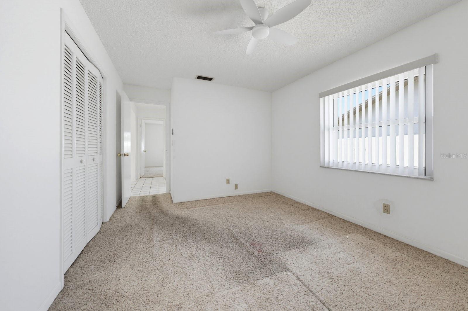 SUNSET RIDGE PARK - Residential