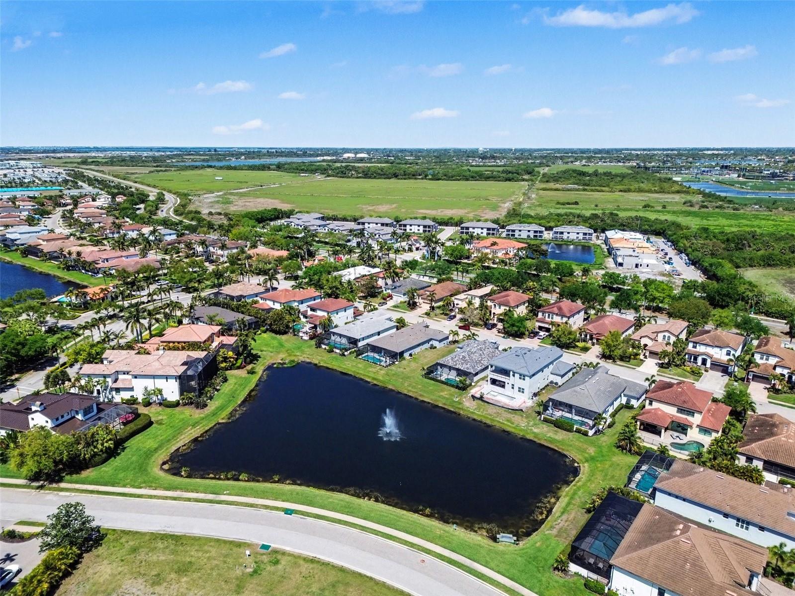 LEGENDS BAY - Residential