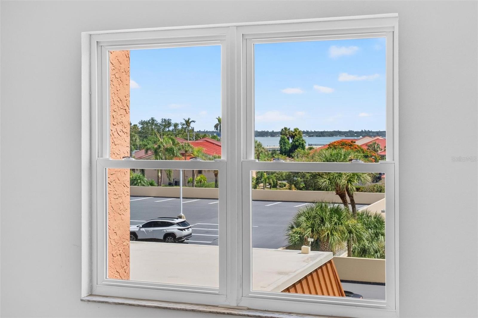 BAYWAY ISLES POINT BRITTANY SIX - Residential