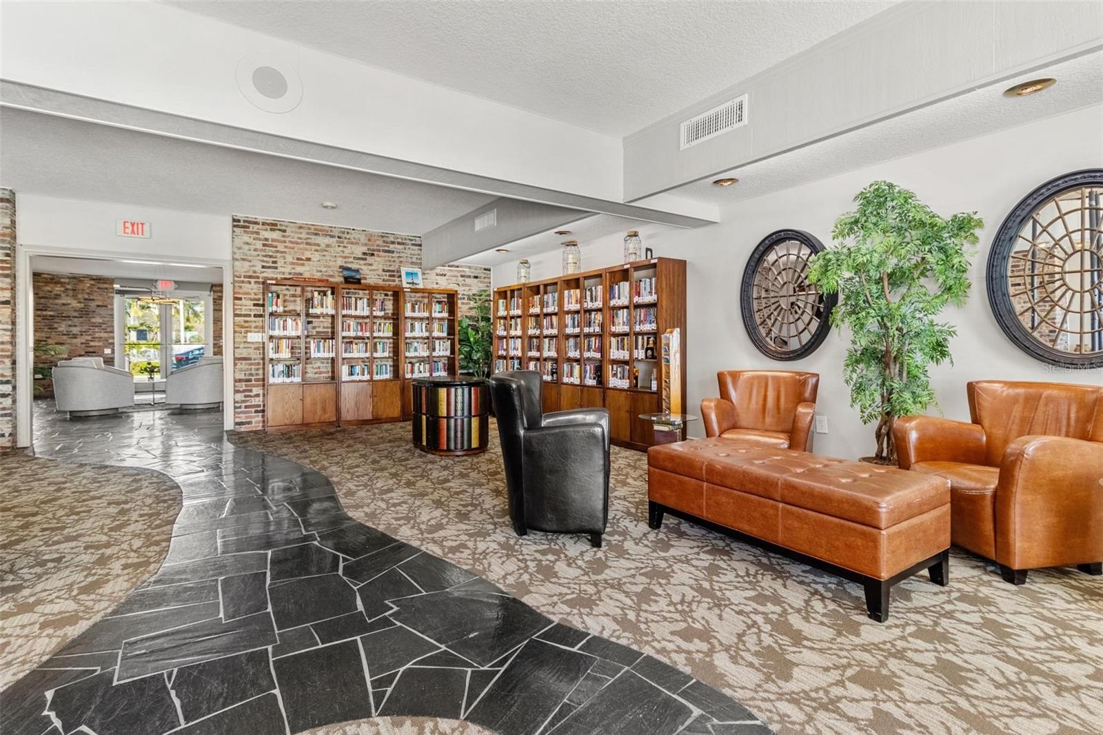 BAYWAY ISLES POINT BRITTANY SIX - Residential