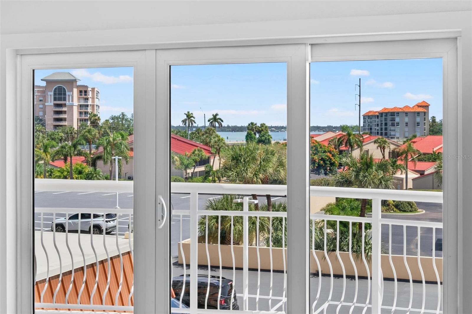 BAYWAY ISLES POINT BRITTANY SIX - Residential