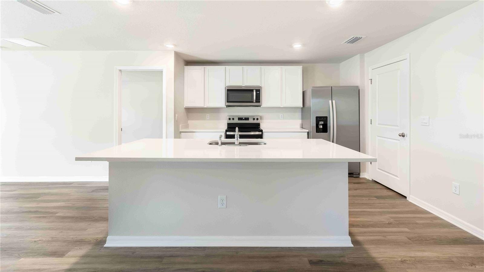 STAR FARMS AT LAKEWOOD RANCH - Residential