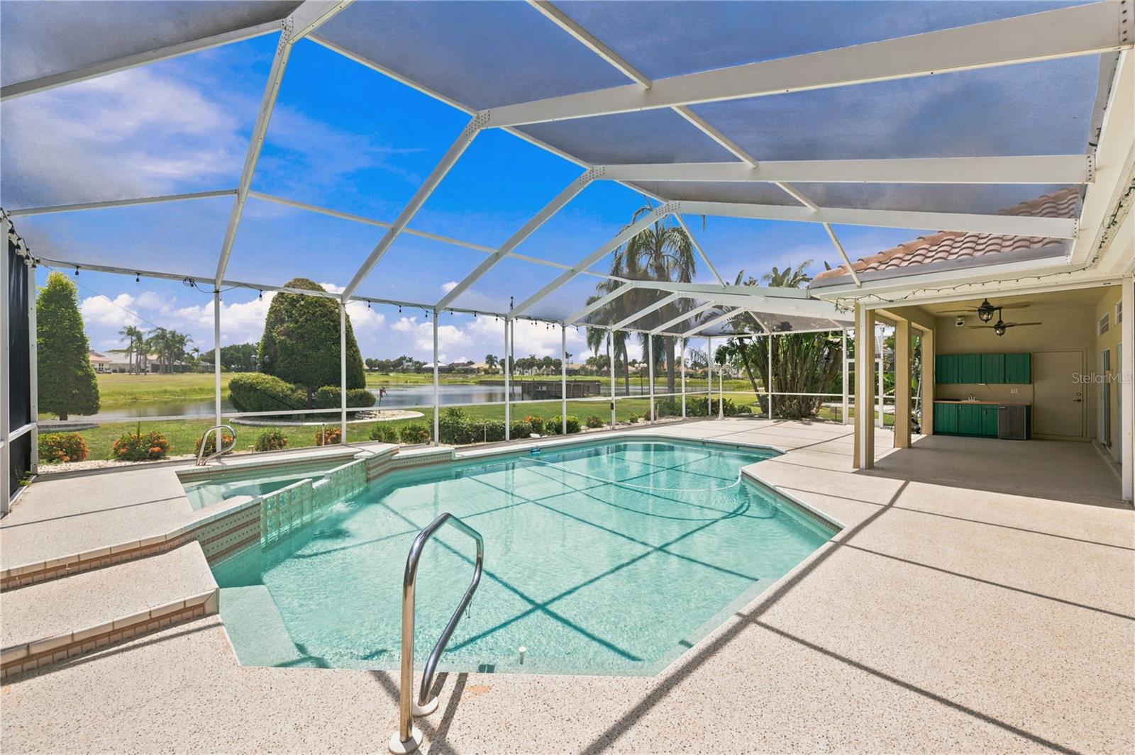 SUN CITY CENTER UNIT 256 - Residential