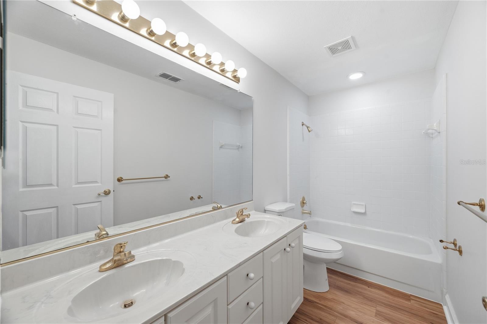 SUN CITY CENTER UNIT 256 - Residential