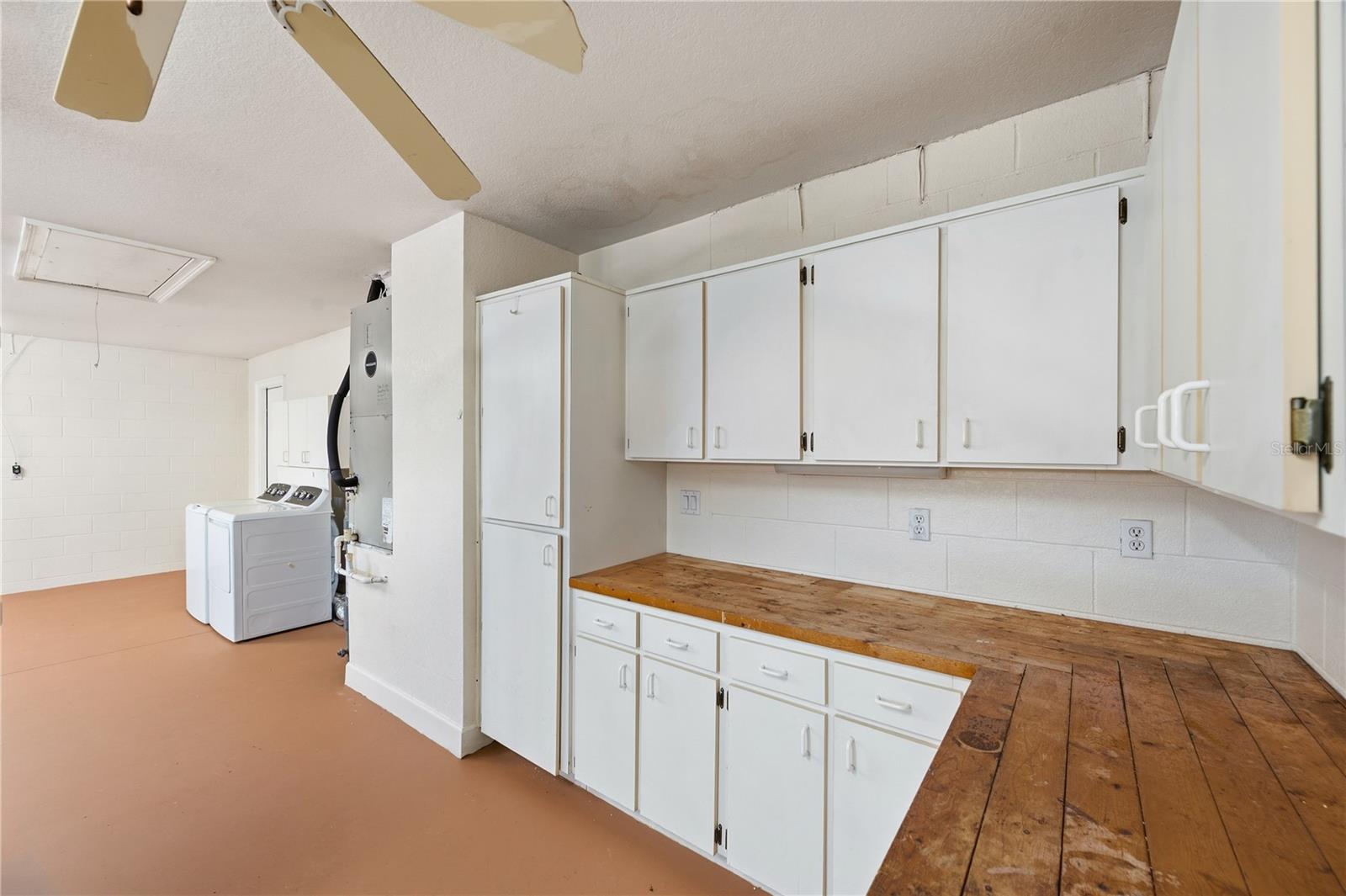 SUN CITY CENTER UNIT 256 - Residential