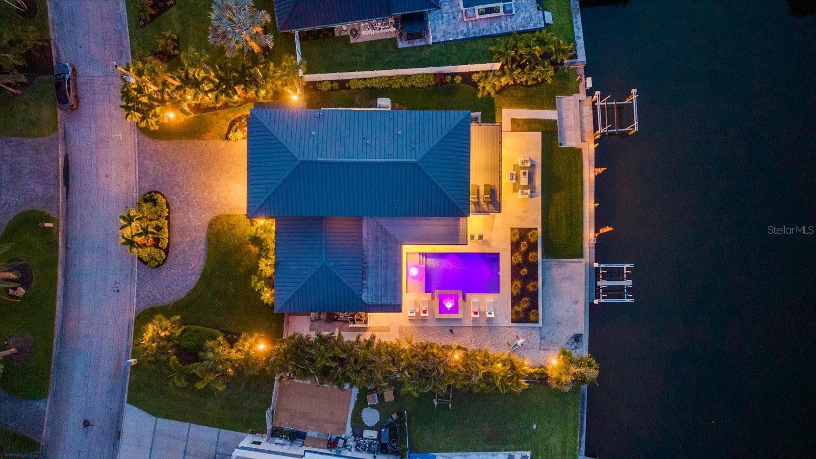 SIESTA ISLES UNIT 5 - Residential