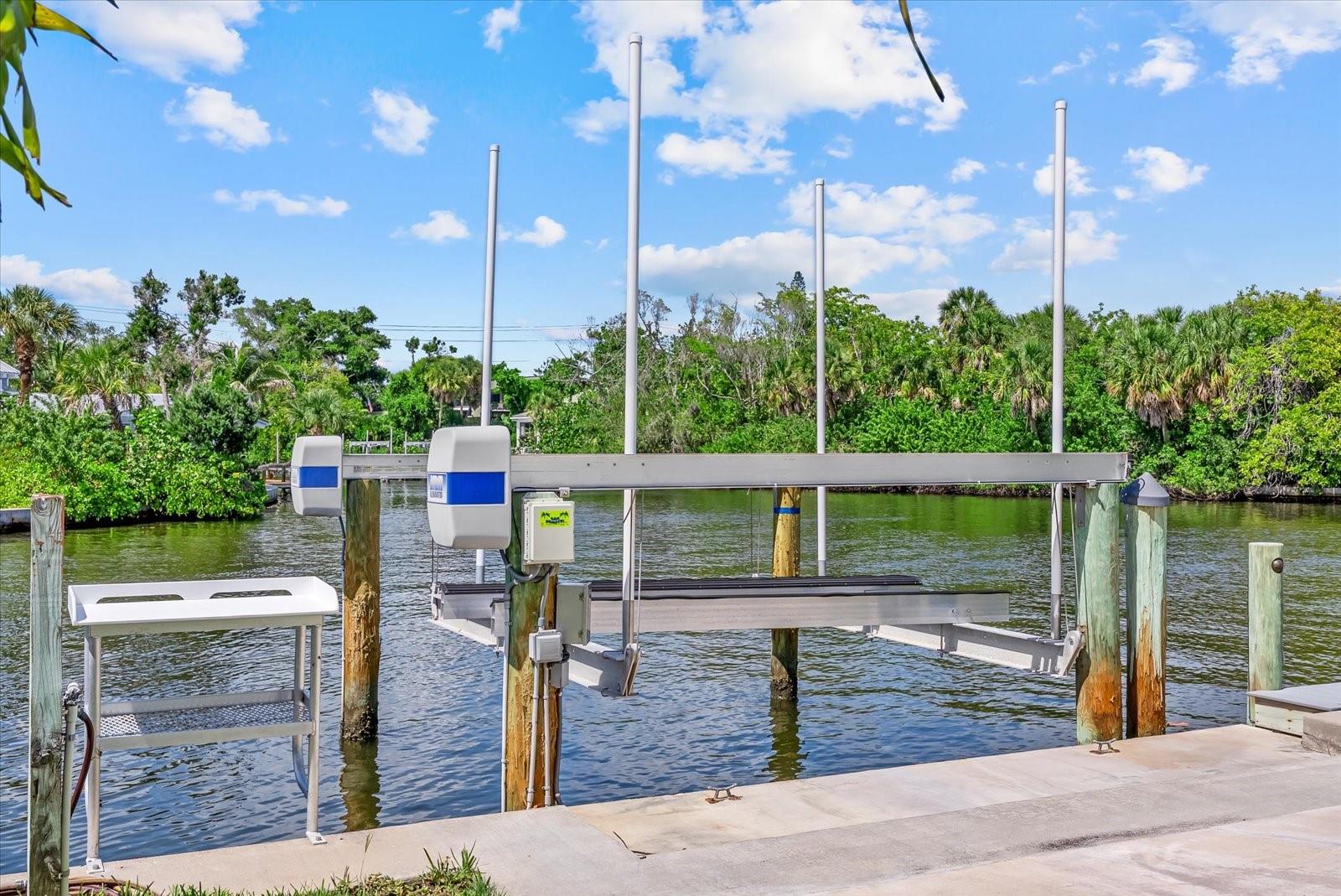SIESTA ISLES UNIT 5 - Residential