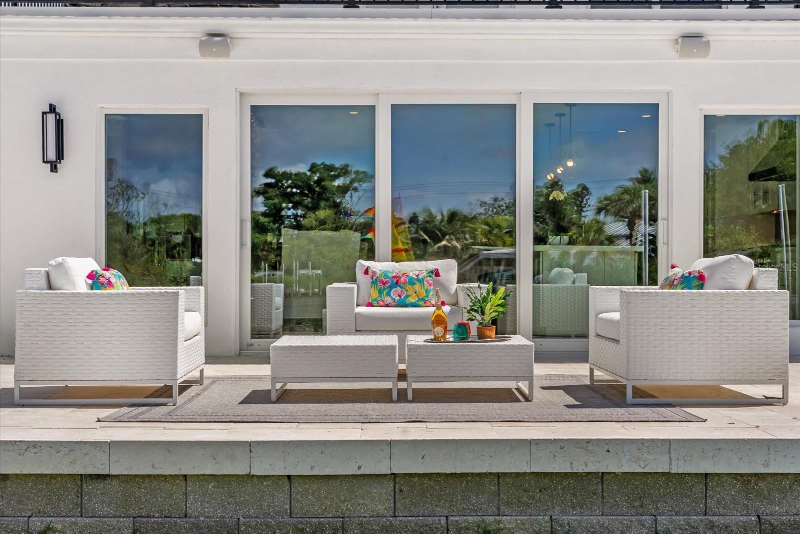 SIESTA ISLES UNIT 5 - Residential
