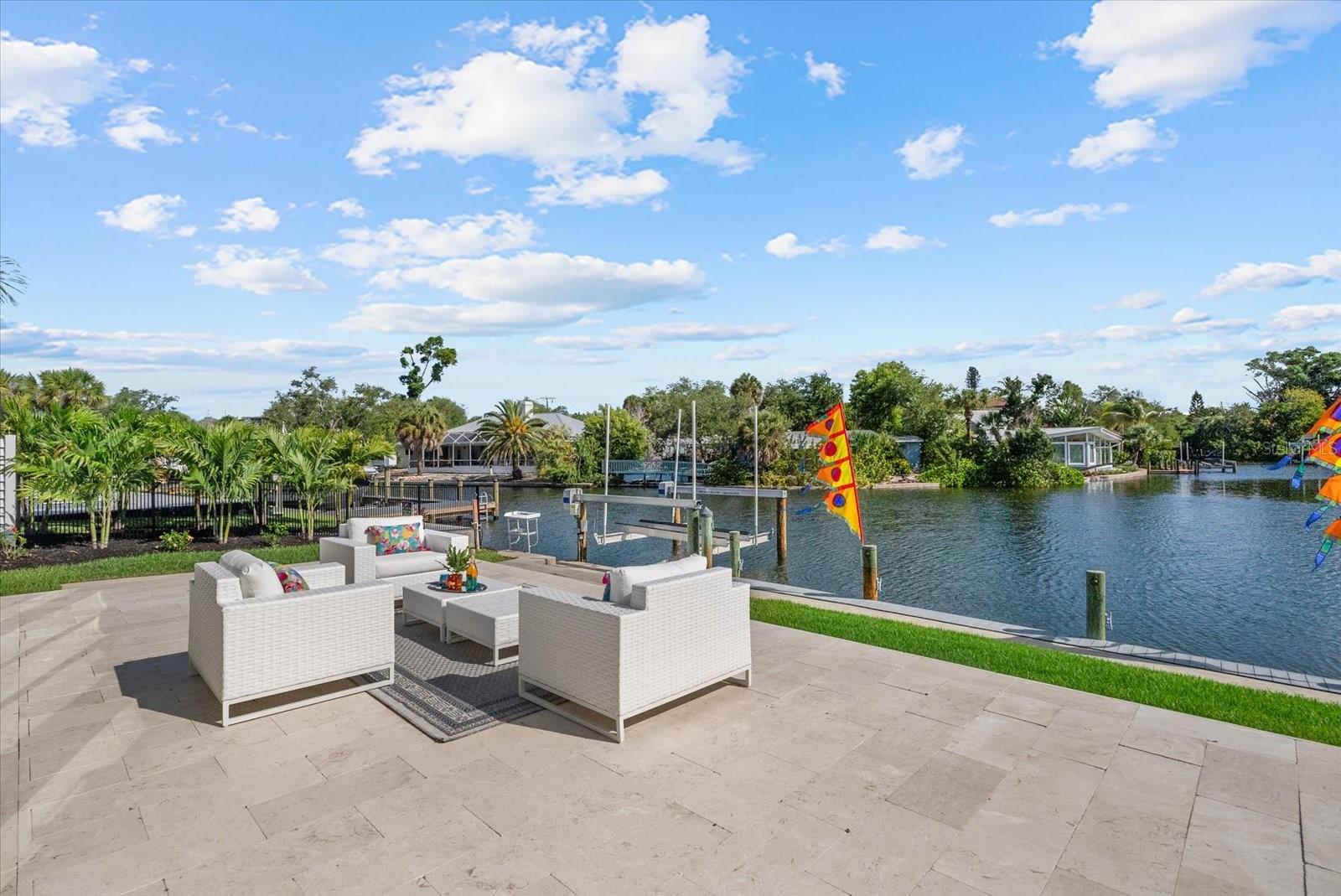 SIESTA ISLES UNIT 5 - Residential