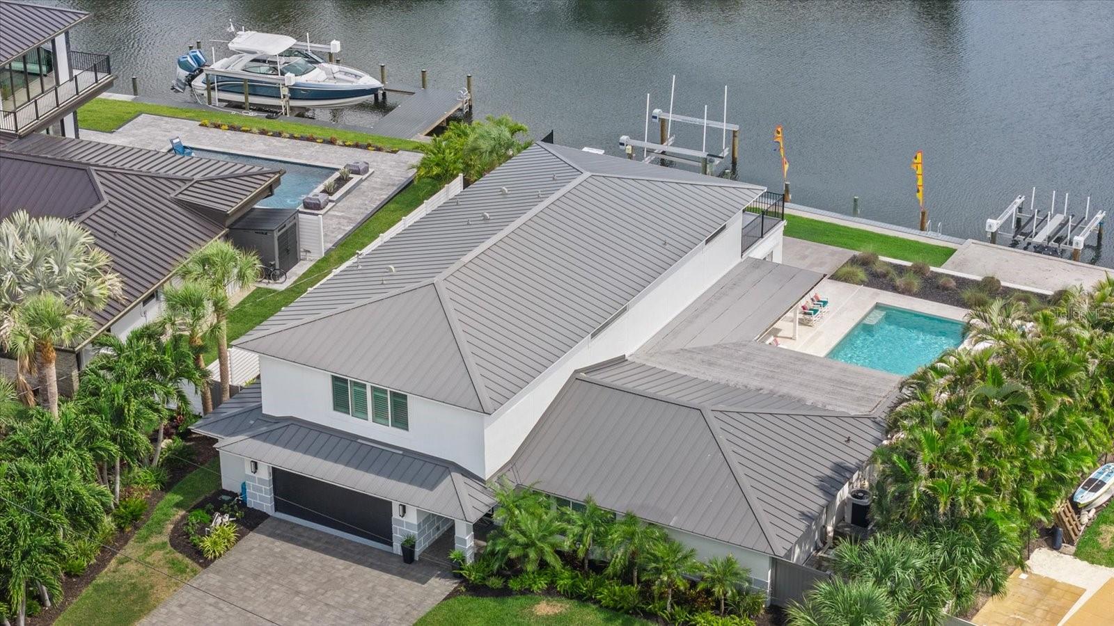 SIESTA ISLES UNIT 5 - Residential