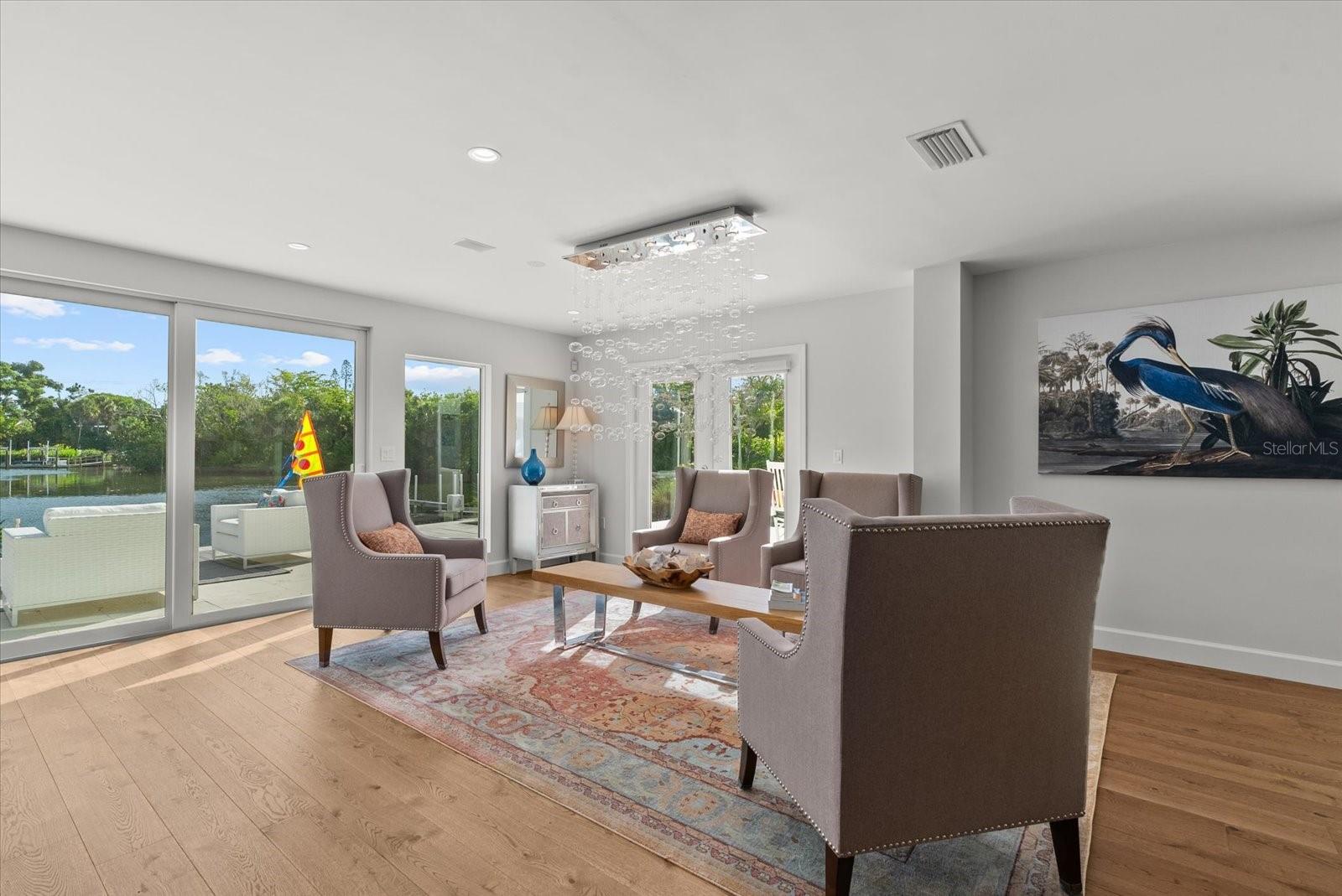 SIESTA ISLES UNIT 5 - Residential