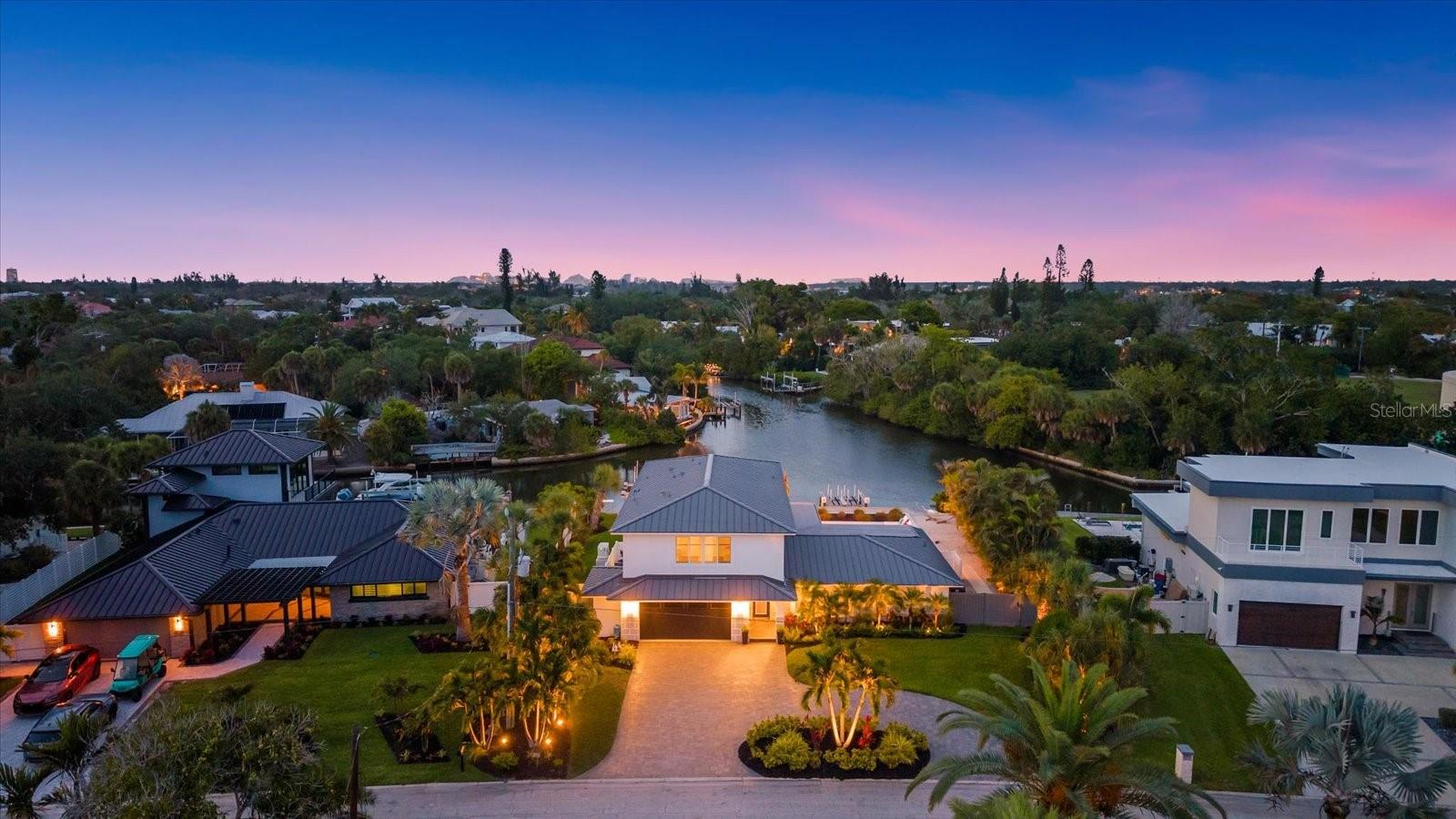 SIESTA ISLES UNIT 5 - Residential