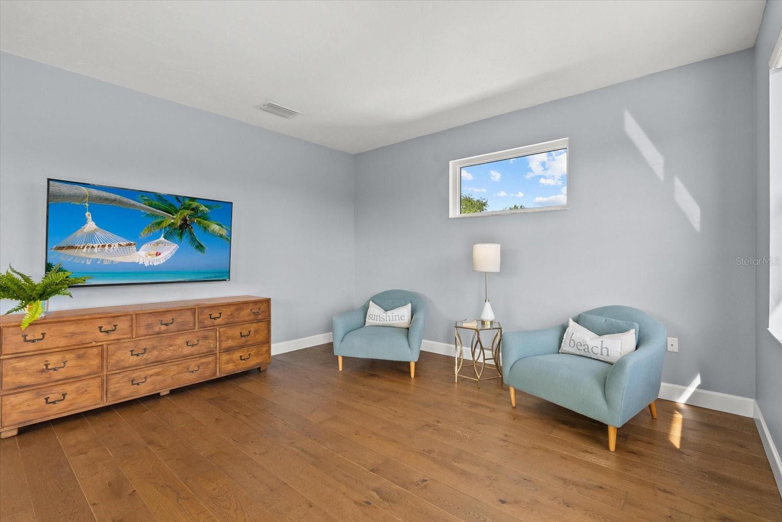 SIESTA ISLES UNIT 5 - Residential