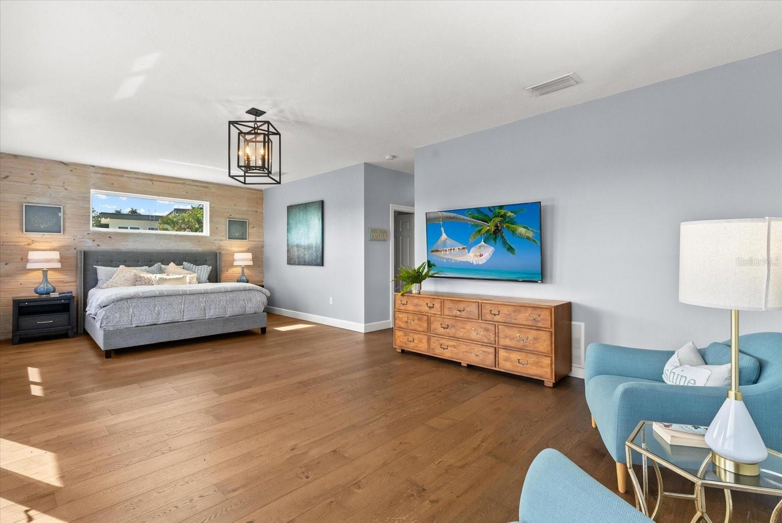 SIESTA ISLES UNIT 5 - Residential