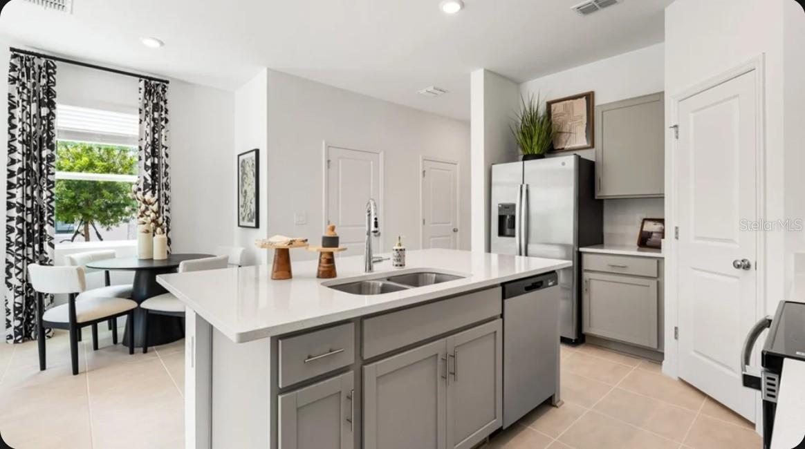 THE TOWNS AT SKYE RANCH - Residential