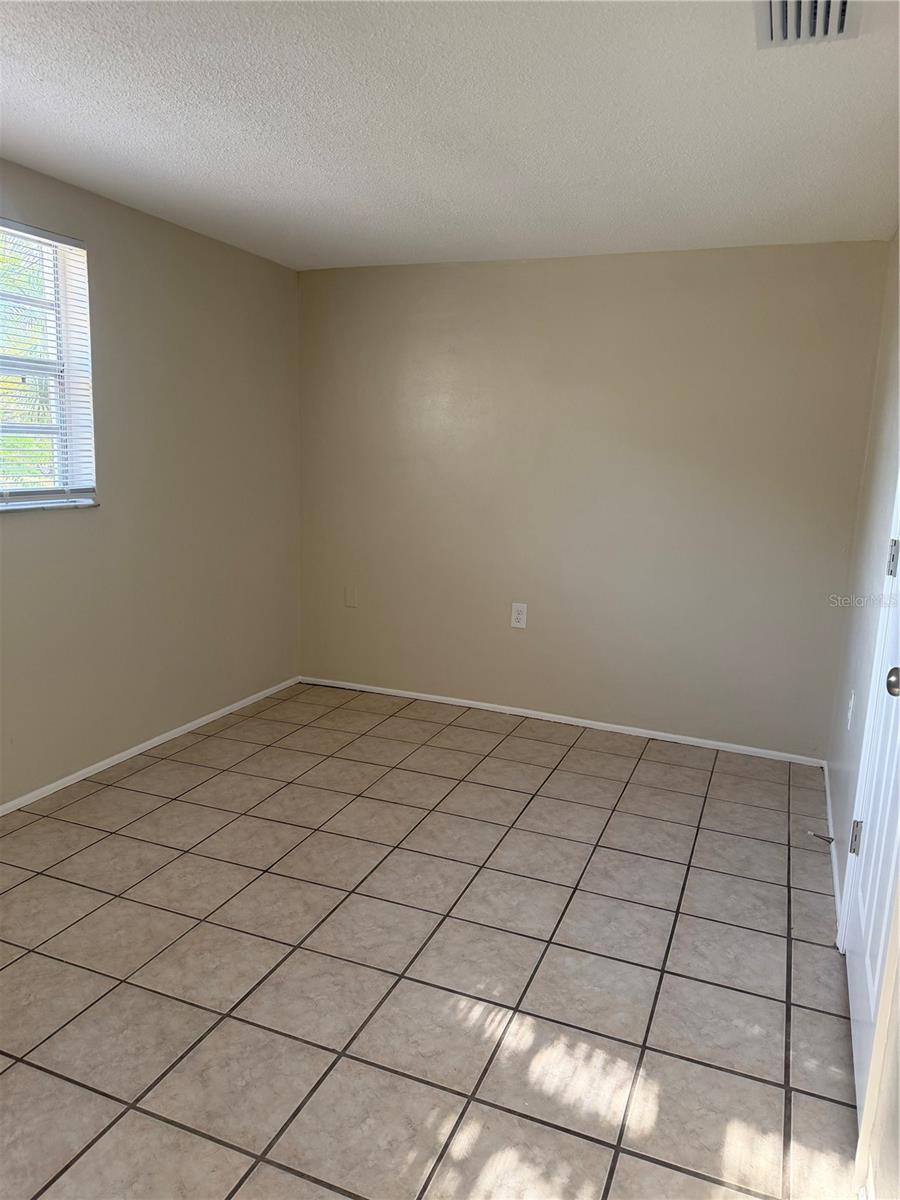 REGENCY PARK - Residential