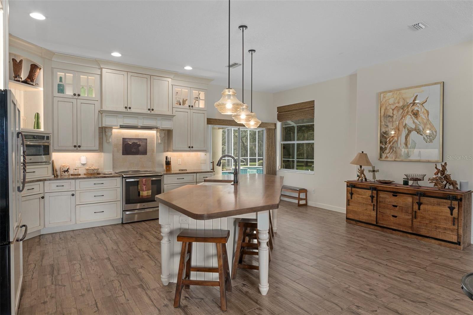 PINE RIDGE UNIT 02 - Residential