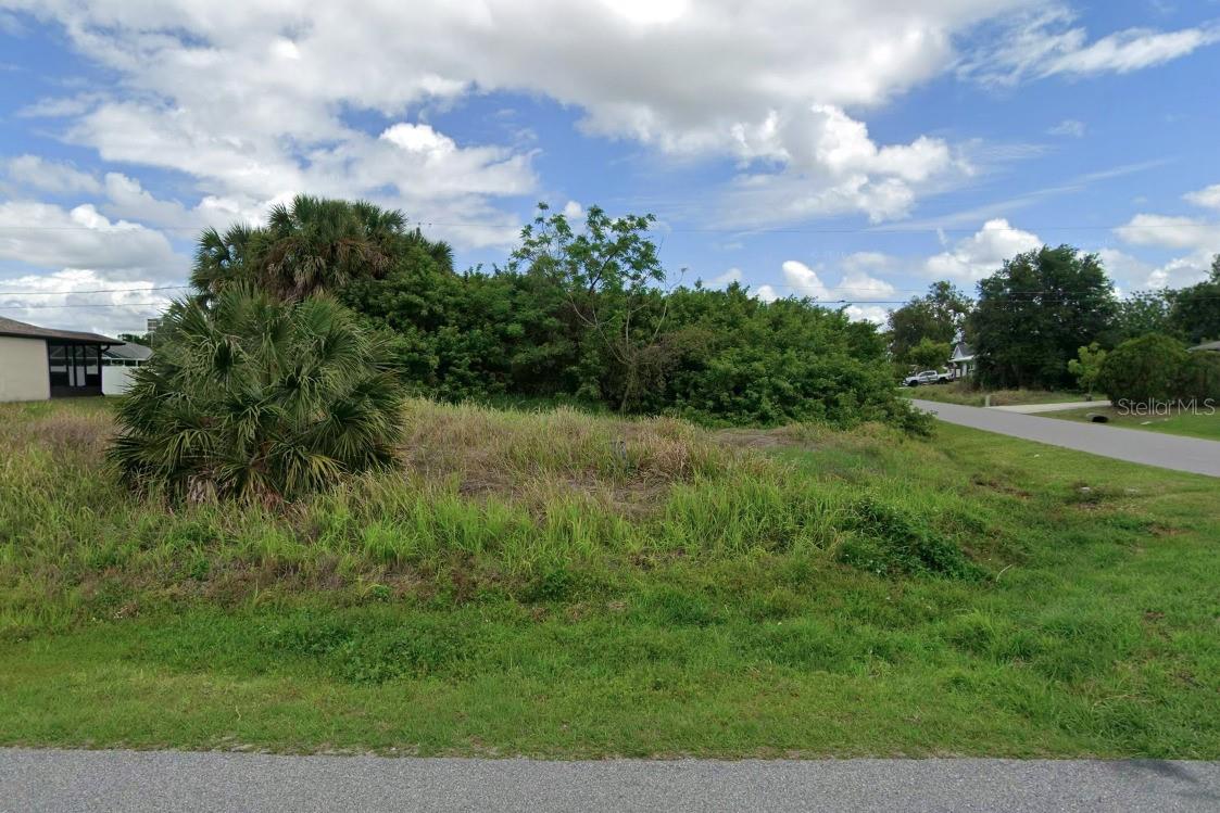 PORT CHARLOTTE SEC 010 - Land