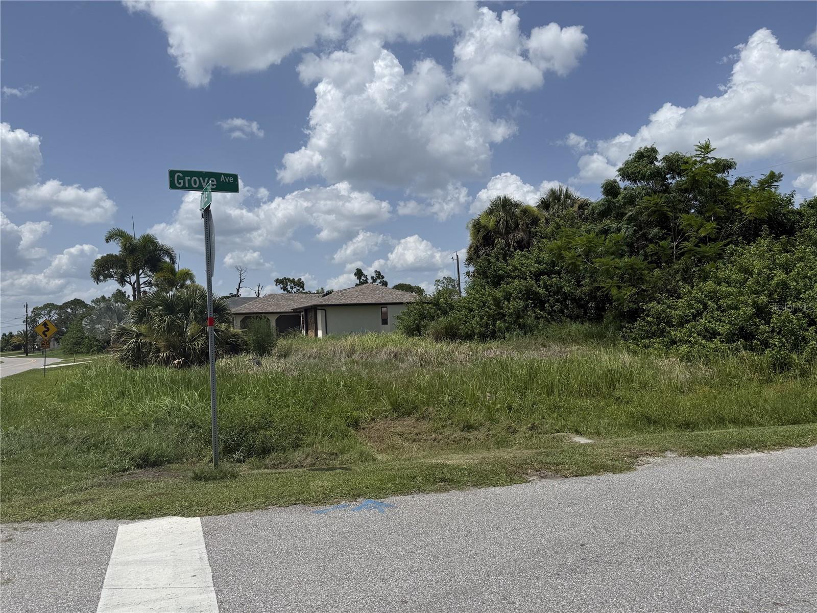 PORT CHARLOTTE SEC 010 - Land