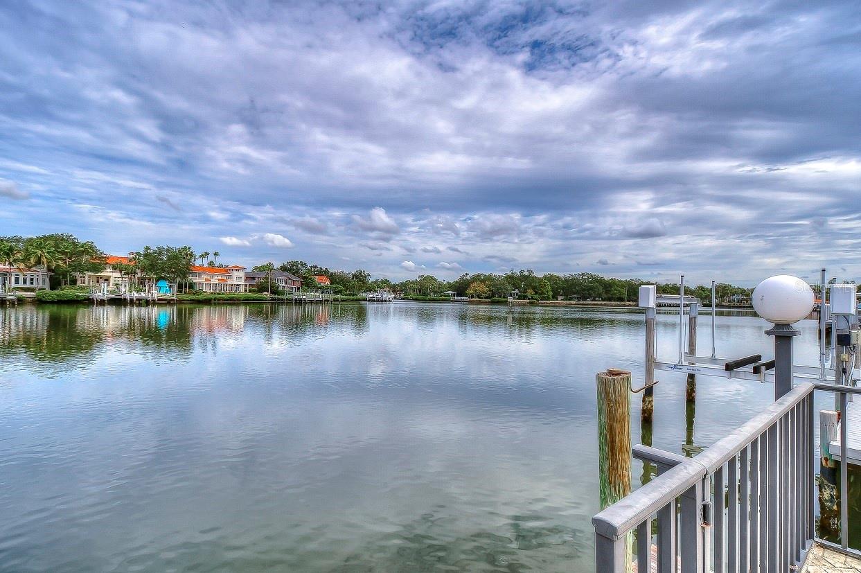 BEACH PARK ISLE SUB - Land