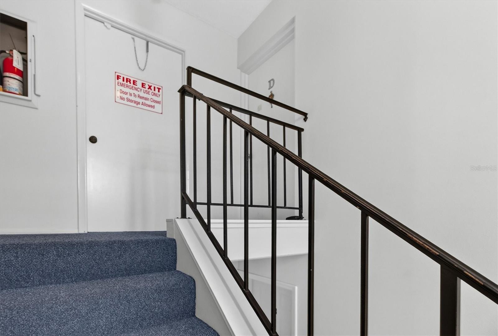 JAMESTOWN CONDO - Residential