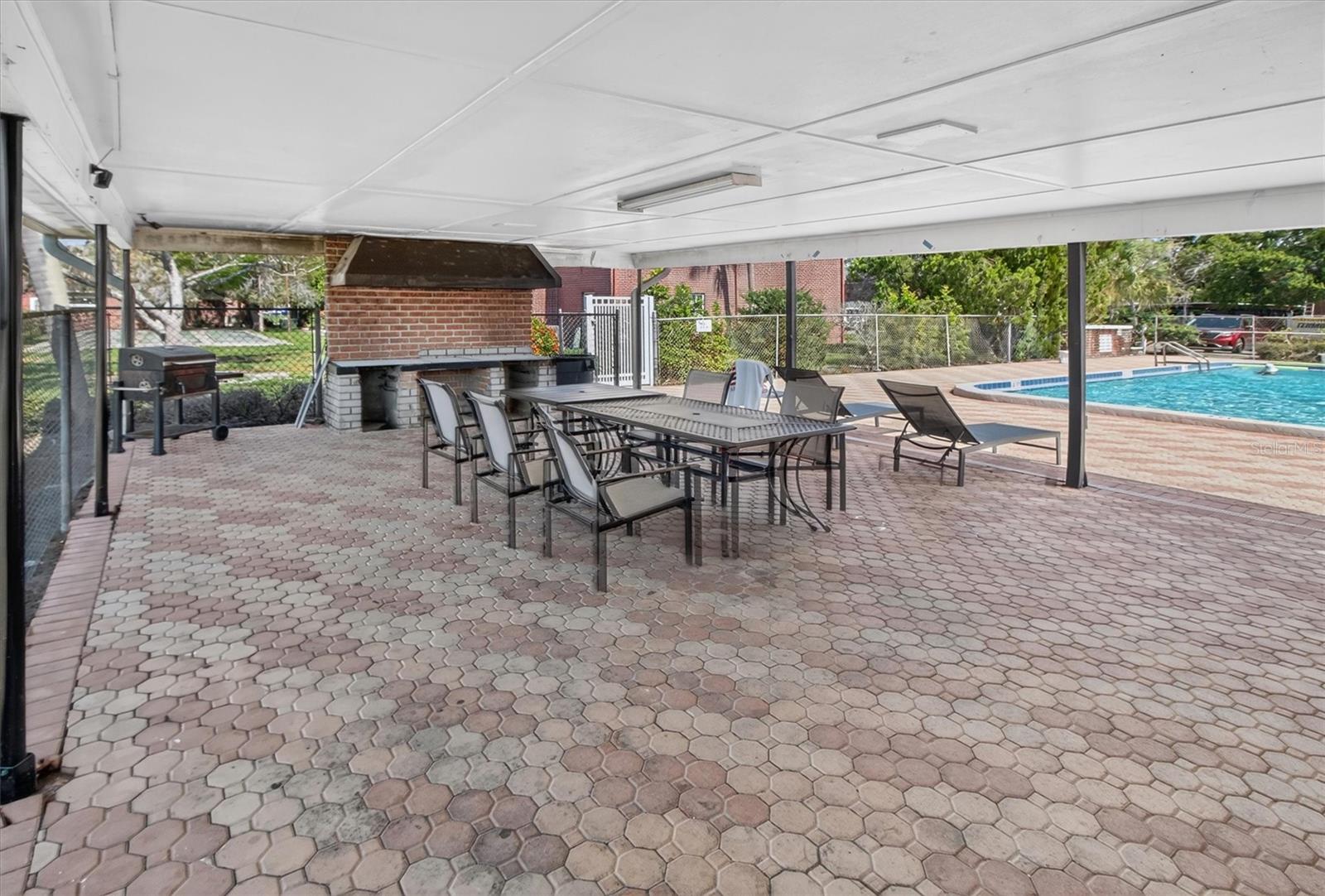 JAMESTOWN CONDO - Residential
