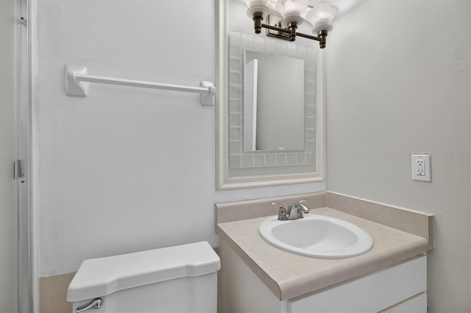 JAMESTOWN CONDO - Residential