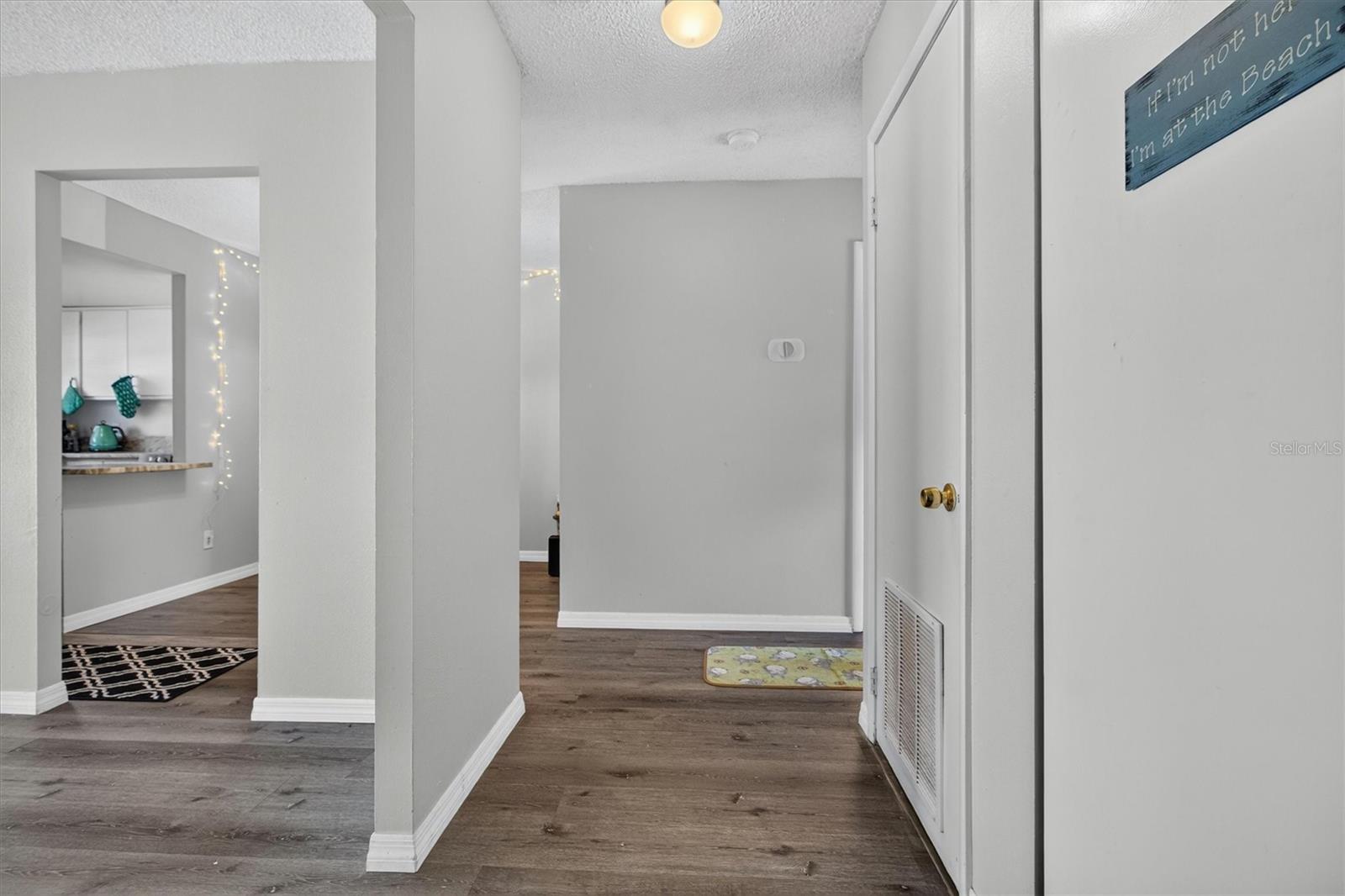JAMESTOWN CONDO - Residential