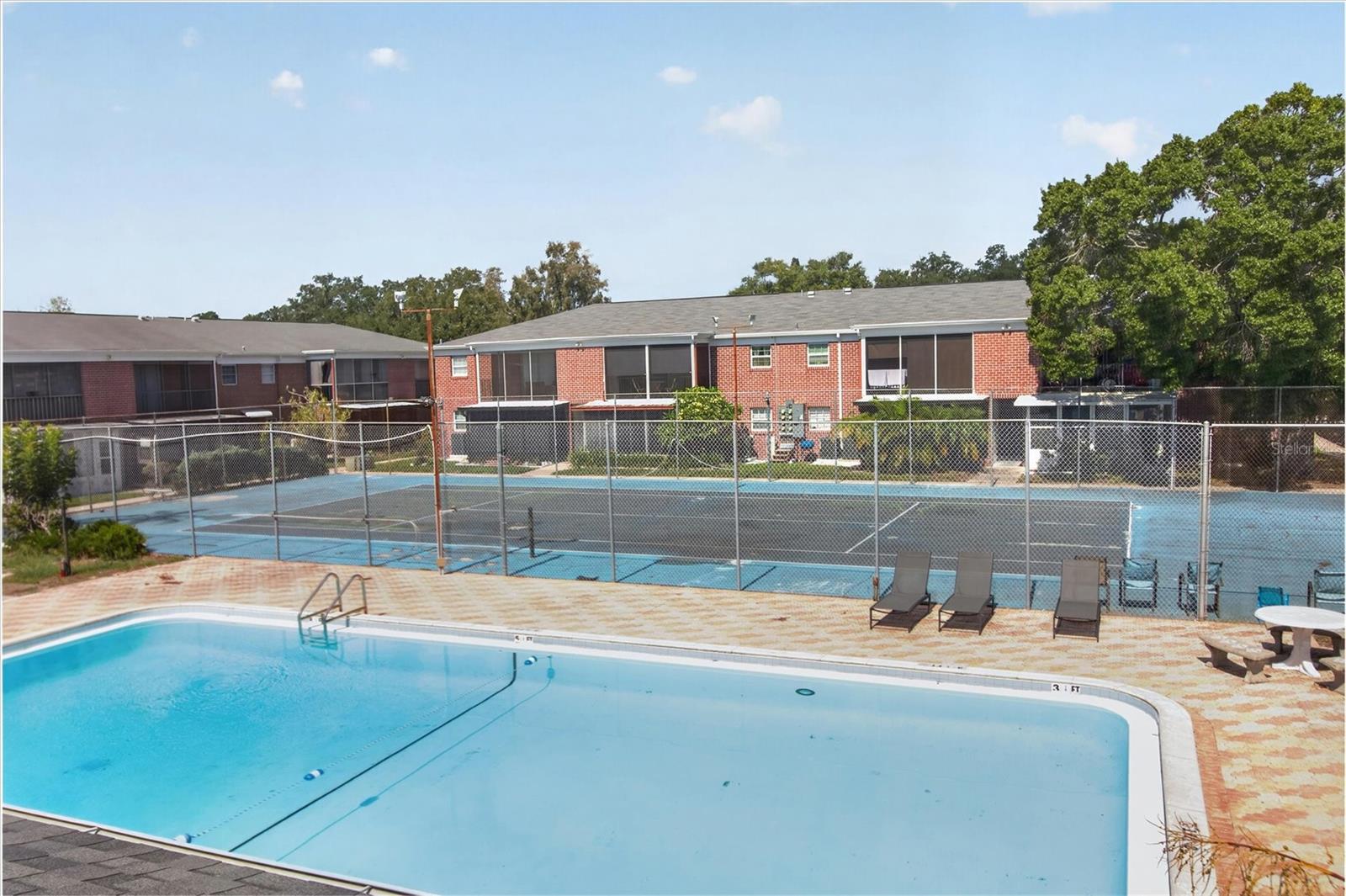JAMESTOWN CONDO - Residential