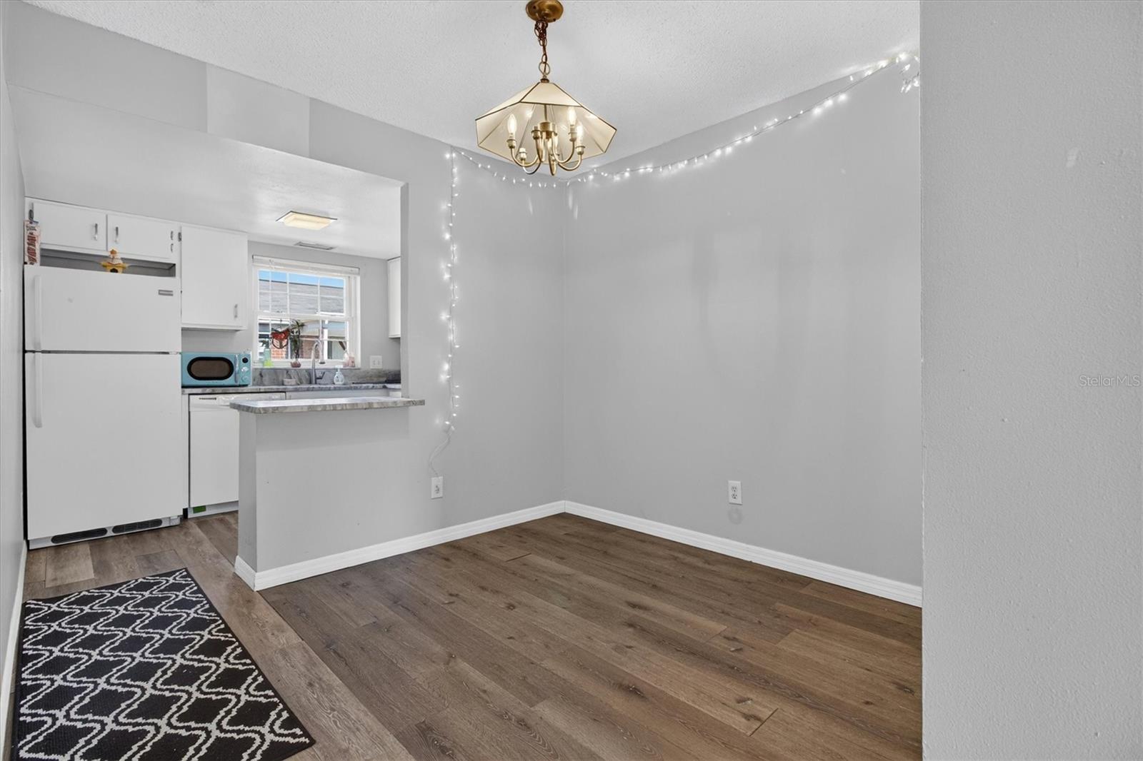 JAMESTOWN CONDO - Residential