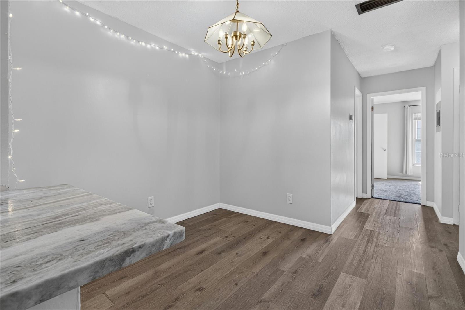 JAMESTOWN CONDO - Residential