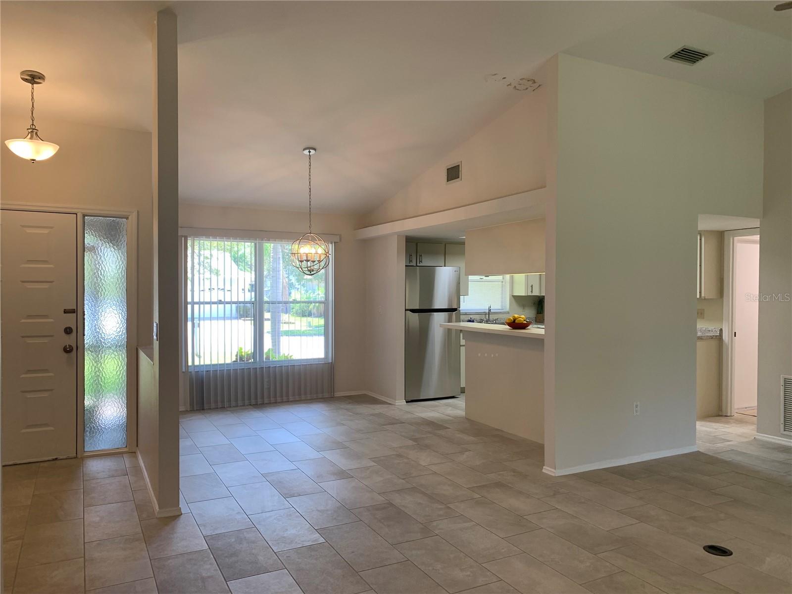 COLONIAL OAKS - Residential Lease