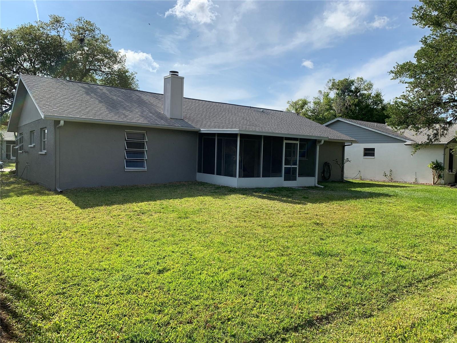 COLONIAL OAKS - Residential Lease