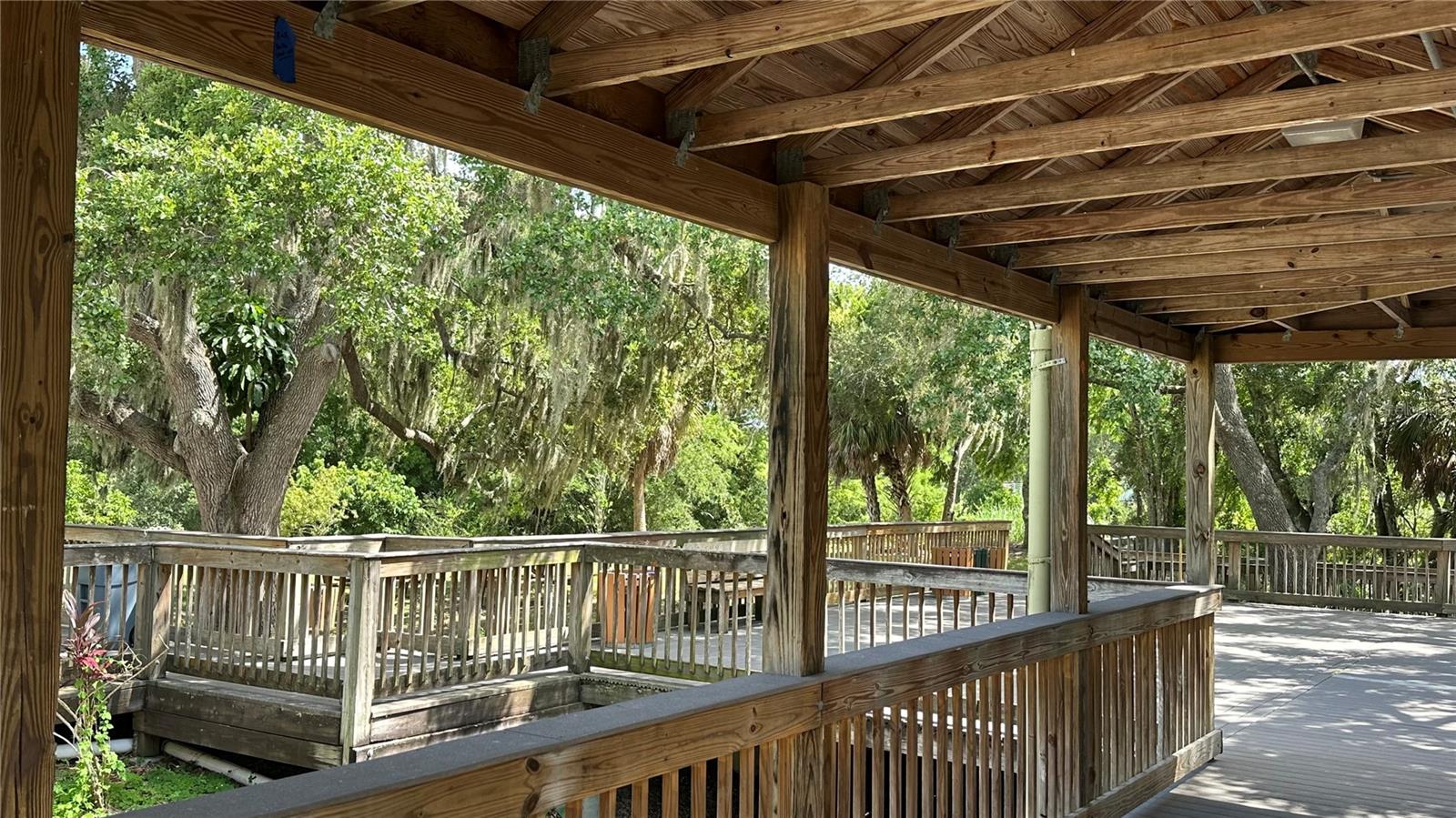 COLONIAL OAKS - Residential Lease