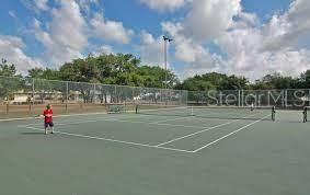 COLONIAL OAKS - Residential Lease
