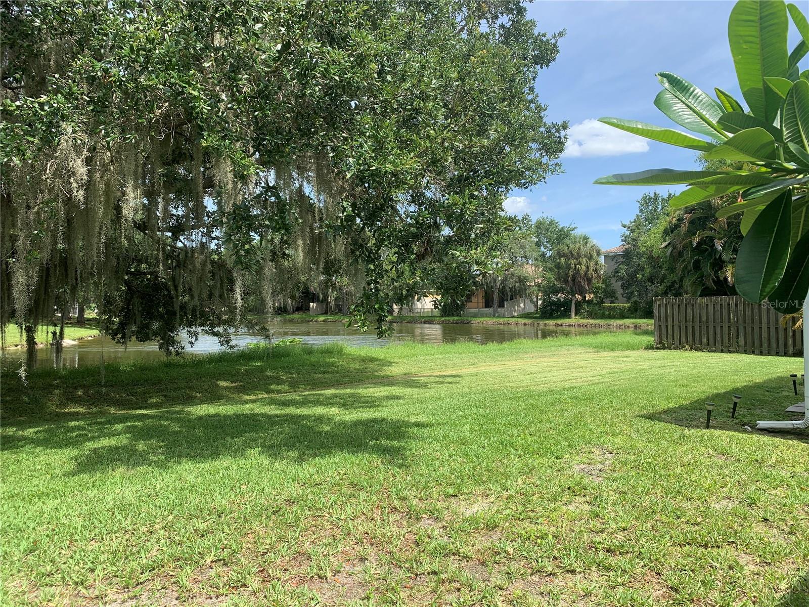 COLONIAL OAKS - Residential Lease