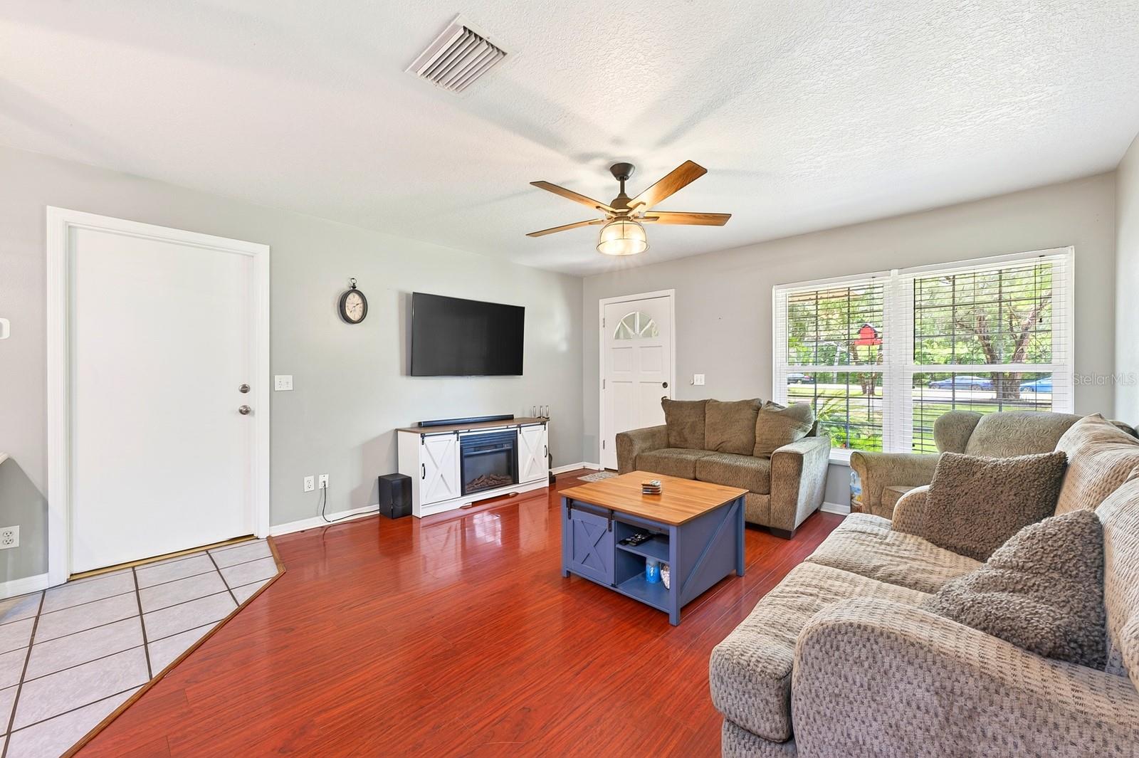 PICKETT WOODS - Residential