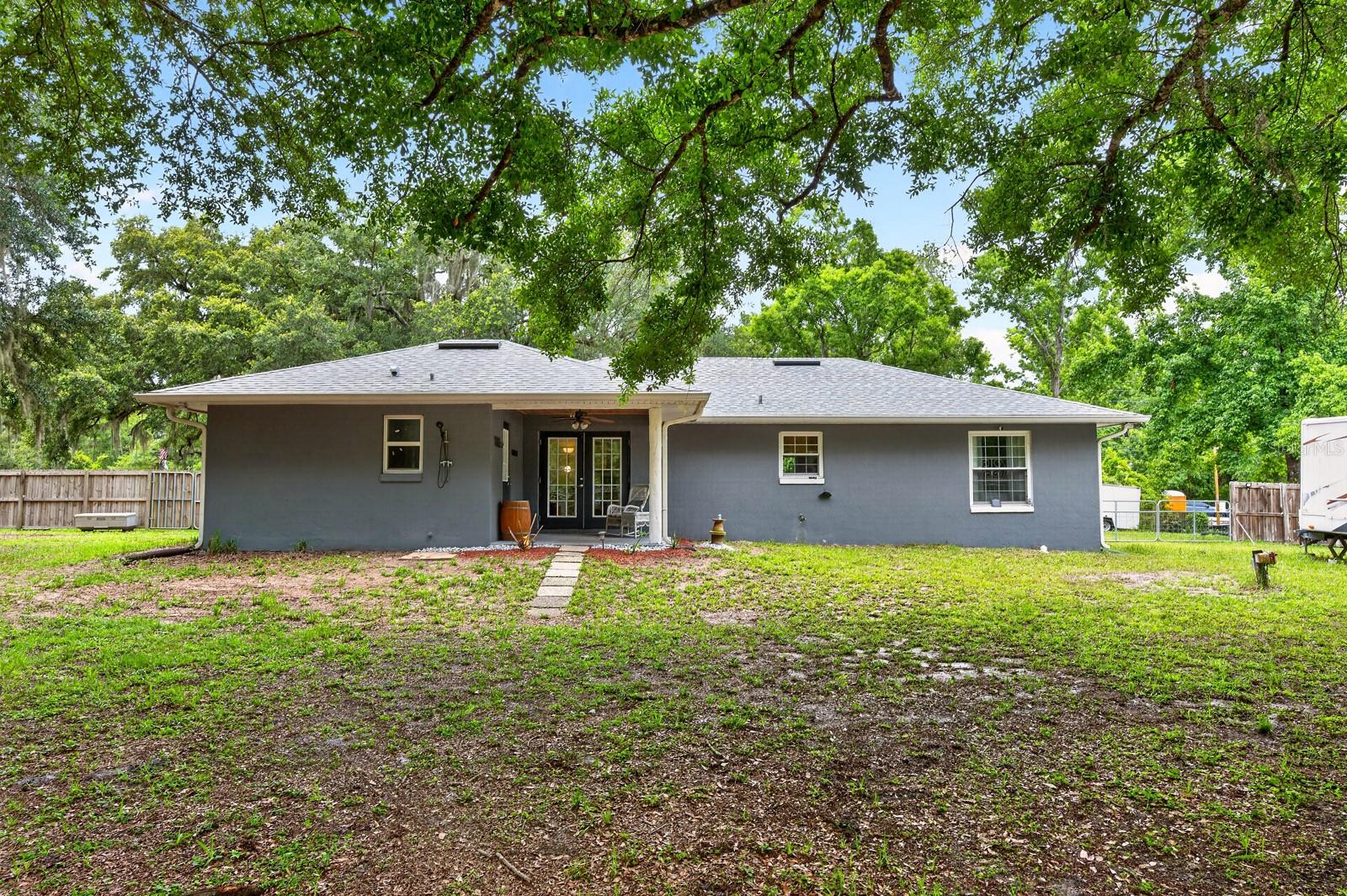 PICKETT WOODS - Residential