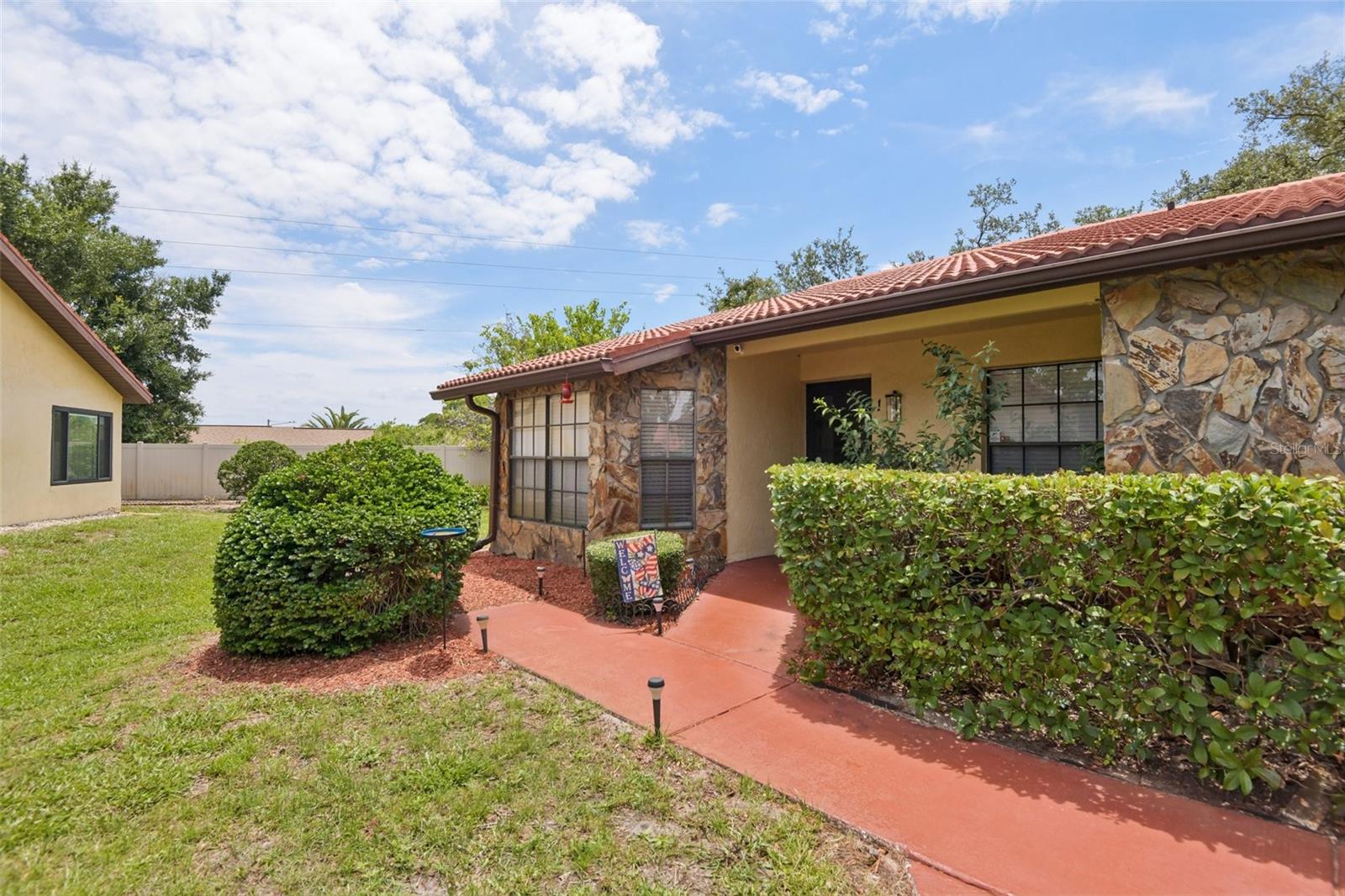 FOREST LAKE VILLAS CONDO - Residential