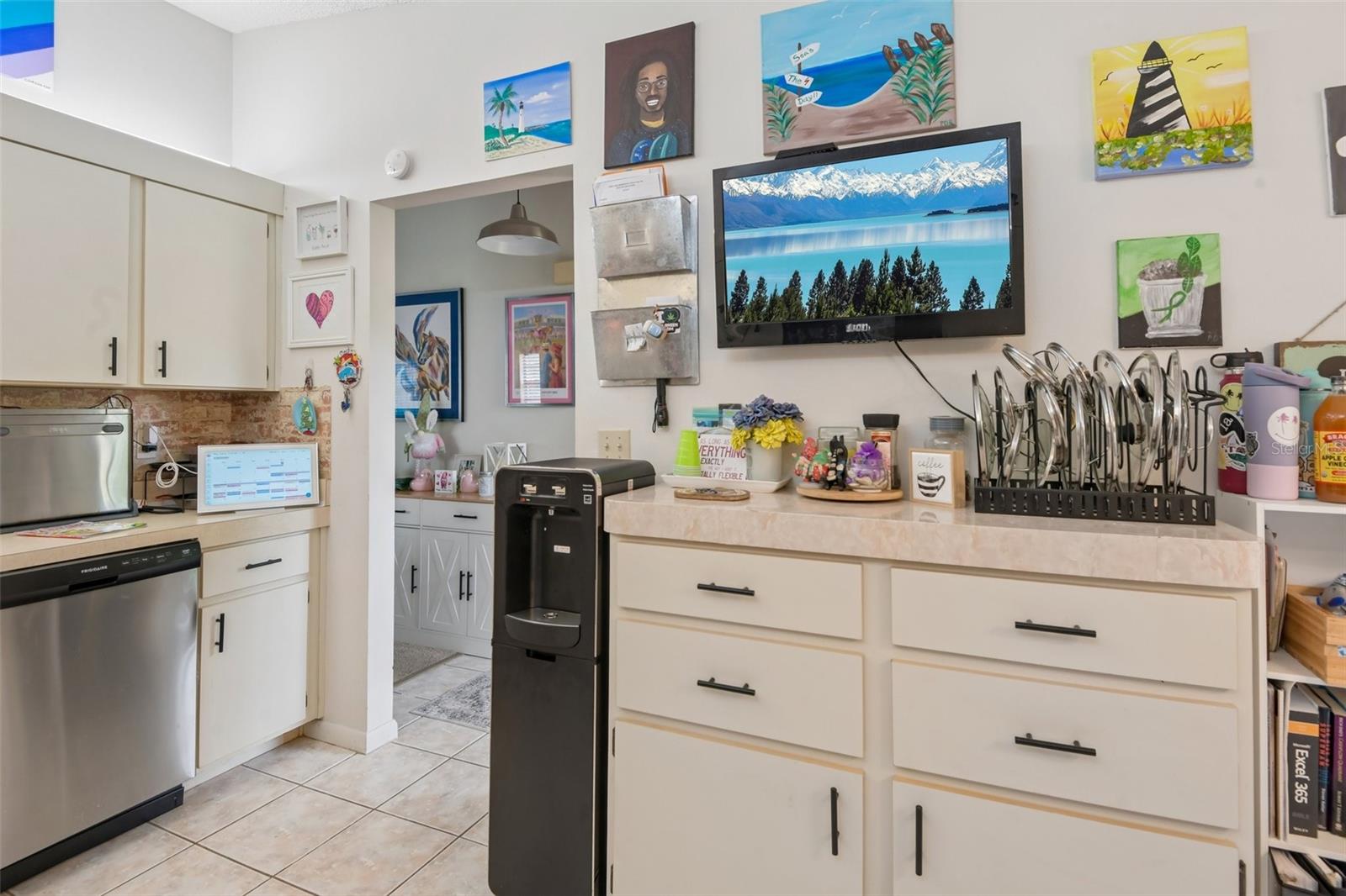 FOREST LAKE VILLAS CONDO - Residential