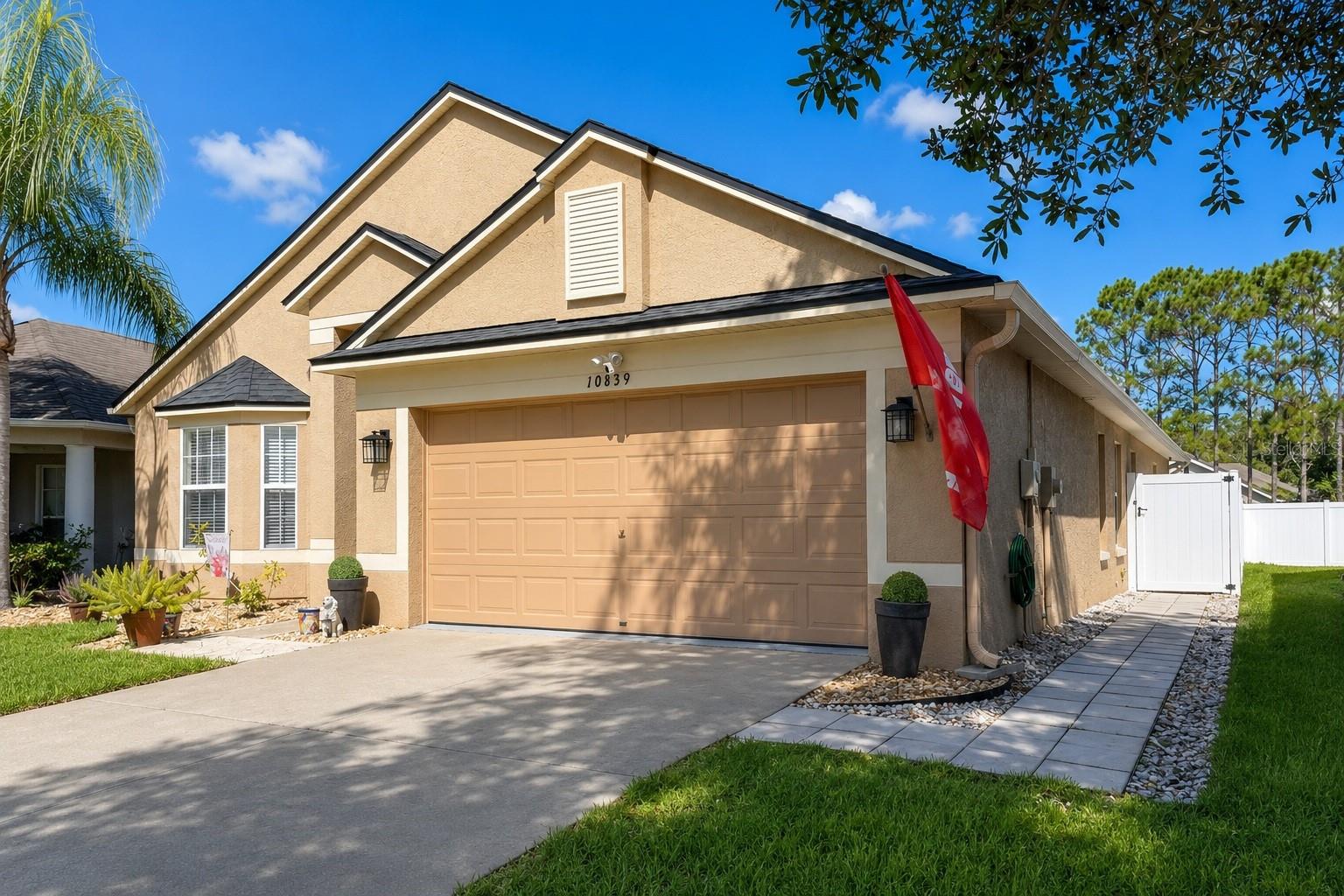 SUNCOAST LAKES PH 01 - Residential